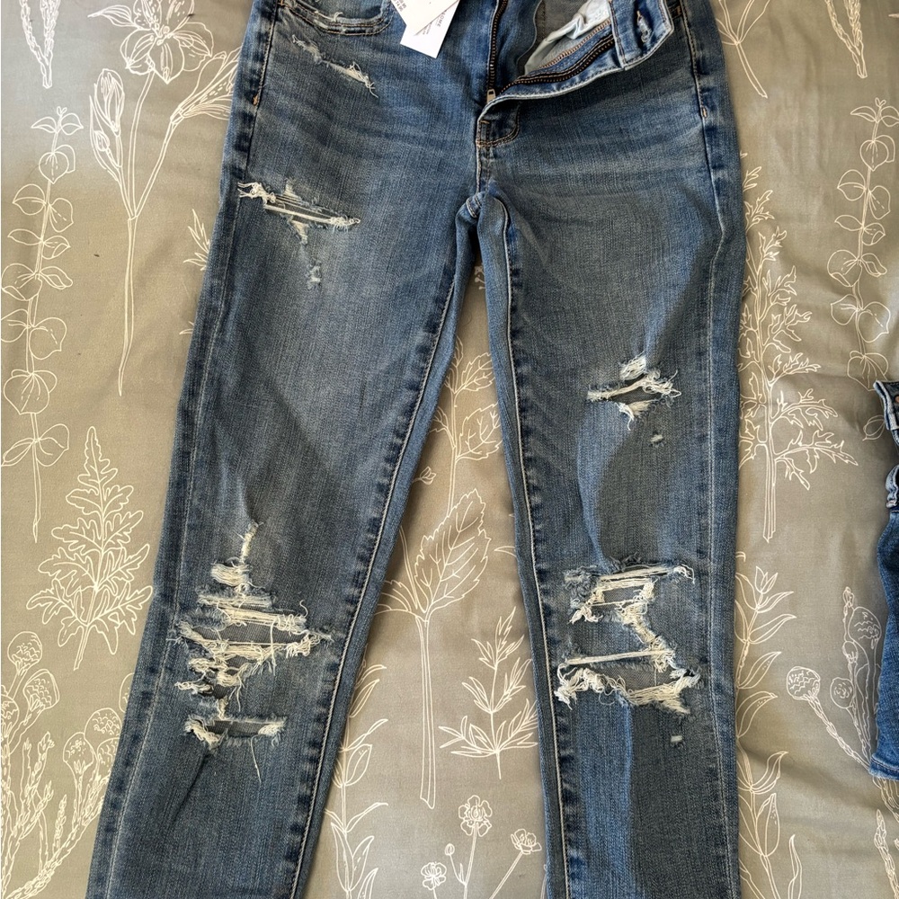 American Eagle Outfitters Ripped Blue Skinny Jeans